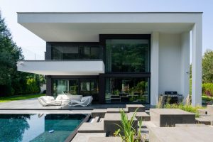 Un viitor mai bun începe astăzi: De ce sunt atât de importante geamurile din aluminiu în construcțiile durabile?